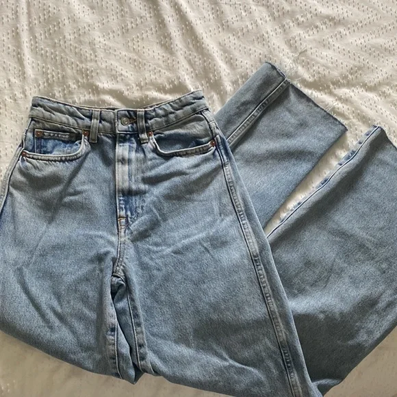 H&M Wide Leg High Rise Jeans - Picture 3 of 5